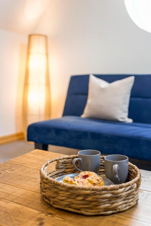 Spacious, Newly Renovated, Three Bedroom Town Centre Duplex Apartment With Free Parking, Sleeps Seven - Walking Distance To Beach Bornemouth Extérieur photo