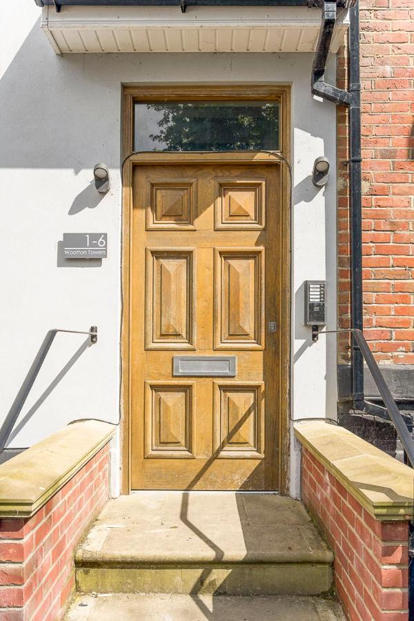 Spacious, Newly Renovated, Three Bedroom Town Centre Duplex Apartment With Free Parking, Sleeps Seven - Walking Distance To Beach Bornemouth Extérieur photo